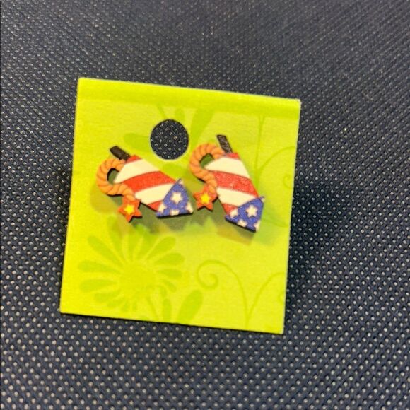Patriotic Earrings - Picture 5 of 8